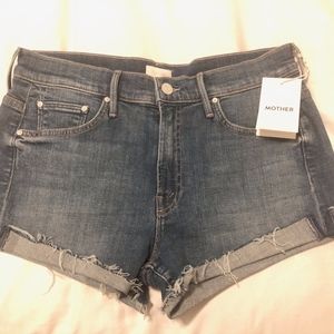 MOTHER Denim Rascal Slit Flip Short, Size 27
